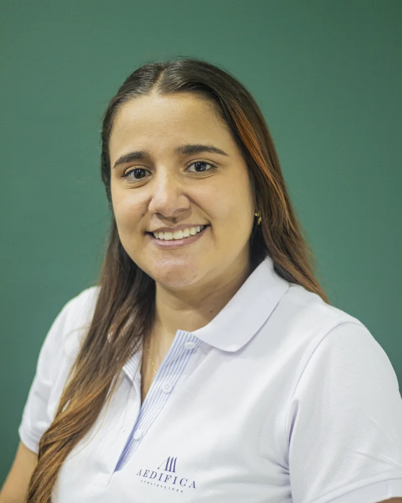 María Camila Álvarez, Arquitecta en AEDIFICA Constructora