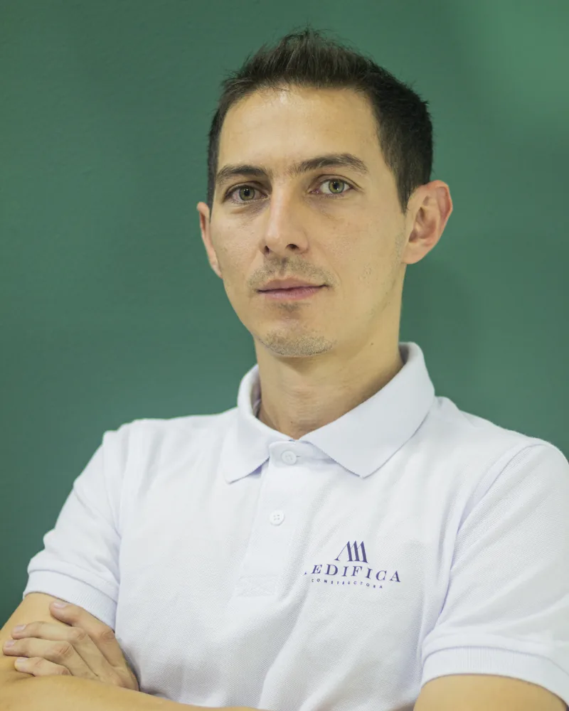 Juan Manuel Duque, Administrador de empresas en AEDIFICA Constructora